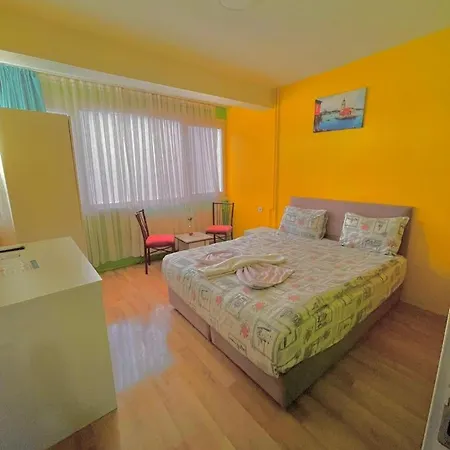 Apartment Kutlu