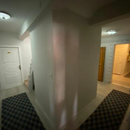 Kutlu Apartment *